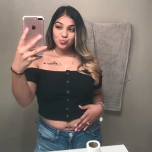 Meet your Posher, Julissa